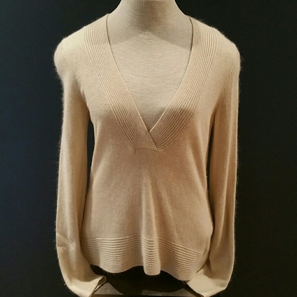 Ann Taylor Loft Sweaters - ❤️LOWBALL SALE❤️MUST BUNDLE sweater small.